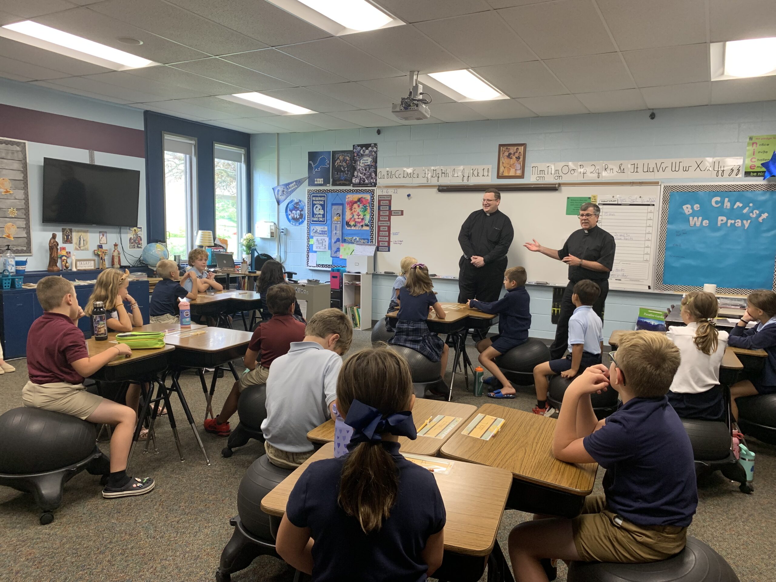 Holy Spirit School Holy Spirit School Grand Rapids, MI